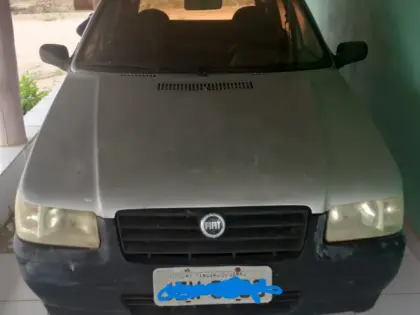 Fiat Uno Mille Fire 2004 com som automotivo incluído