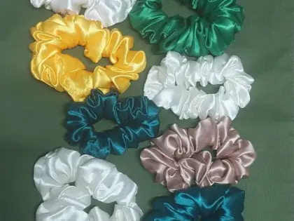 Xuxinha G - Rabicó Tamanho G de Cetim pra cabelo